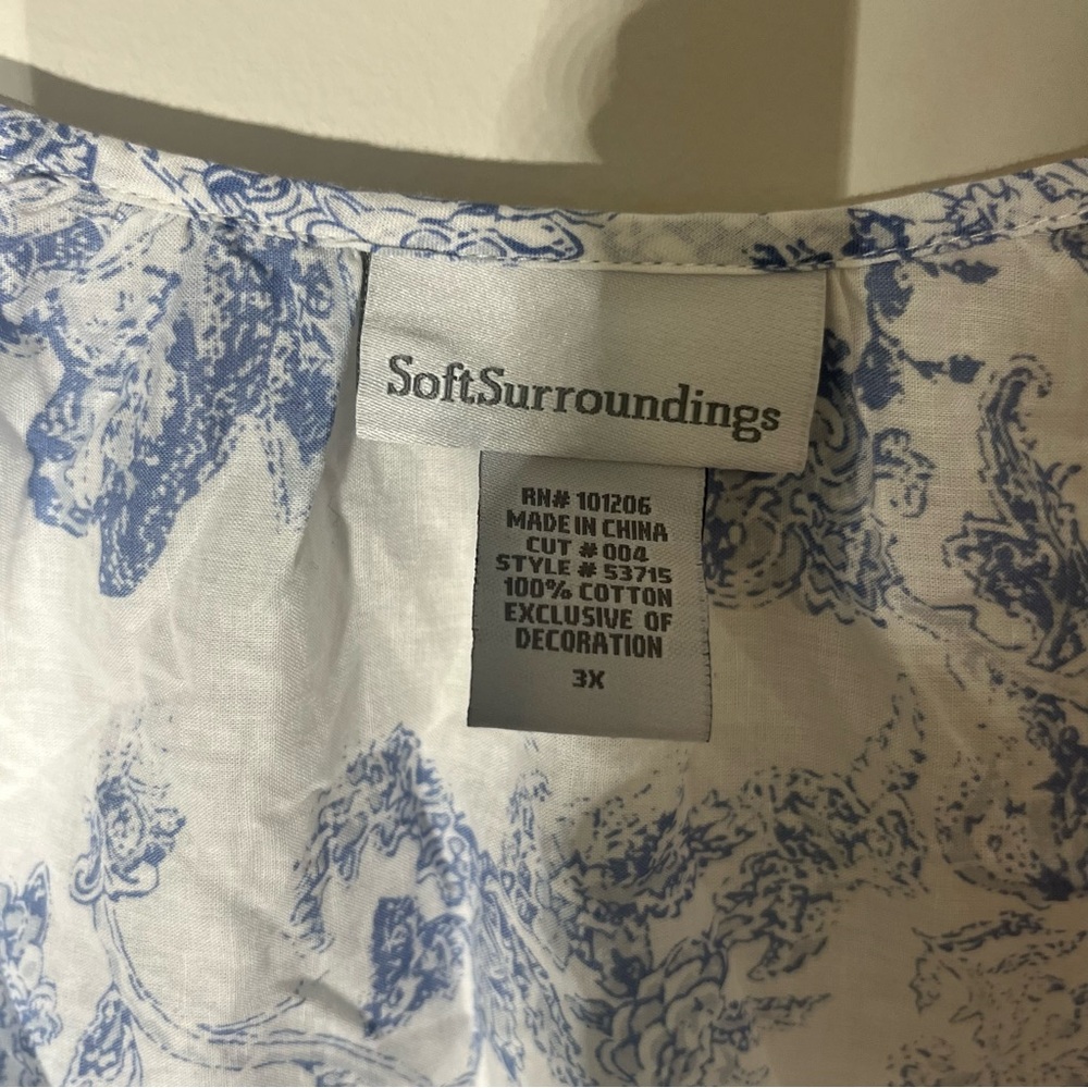 Soft Surroundings Blue and White Floral Blouse - Picture 4 of 9